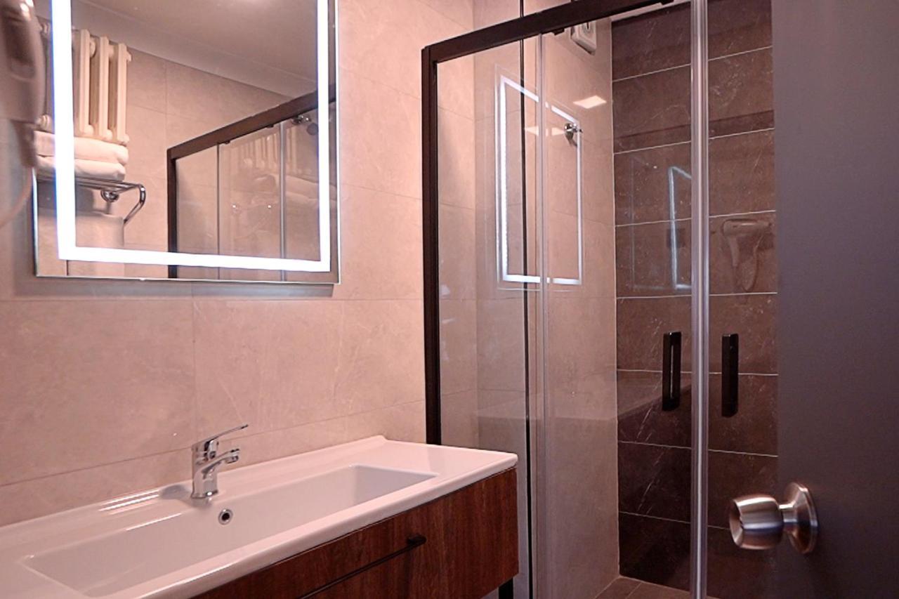 Uk Ankara Hotel Екстер'єр фото