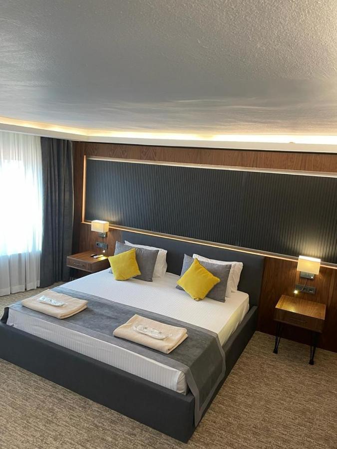 Uk Ankara Hotel Екстер'єр фото