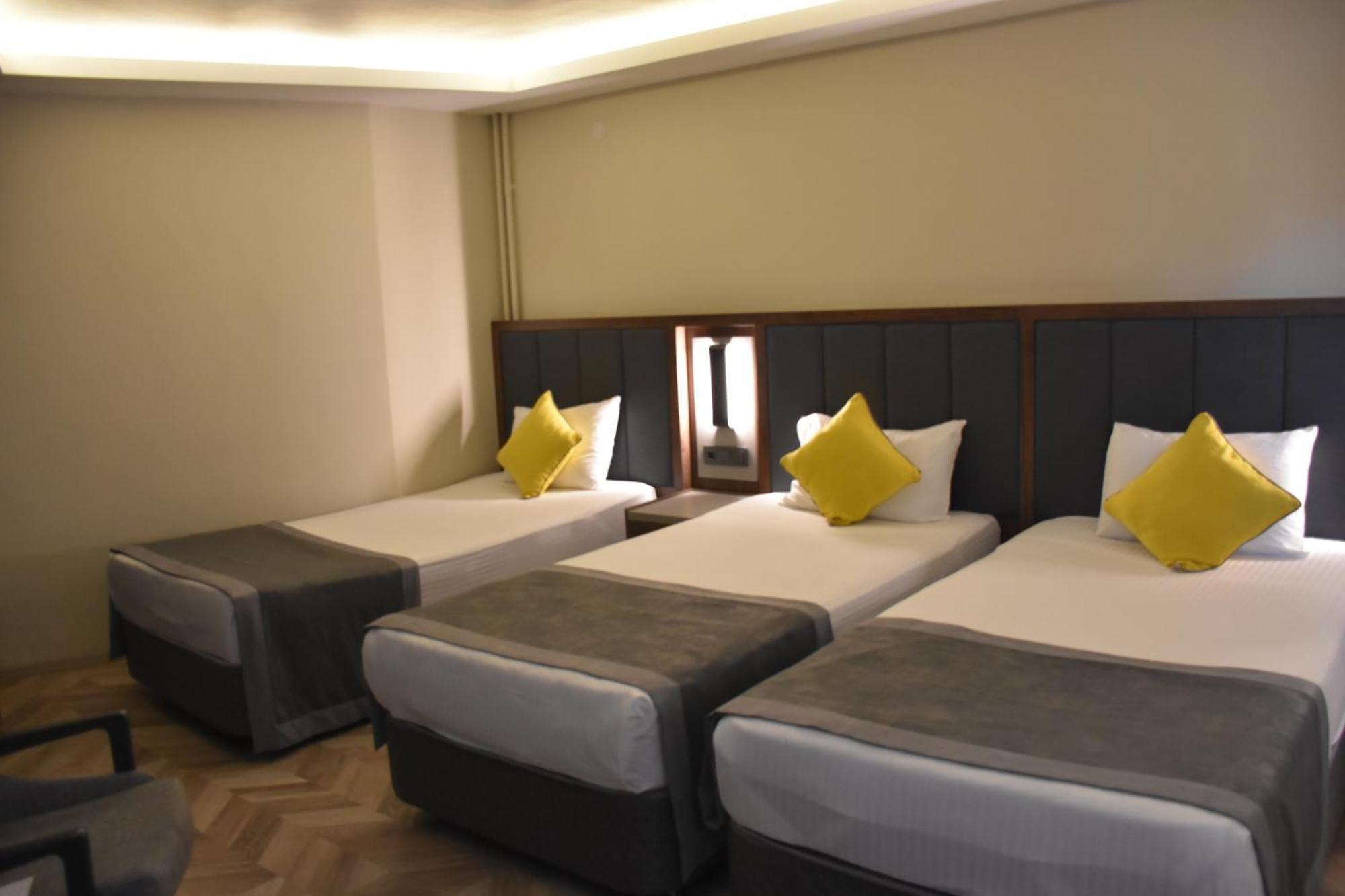 Uk Ankara Hotel Екстер'єр фото
