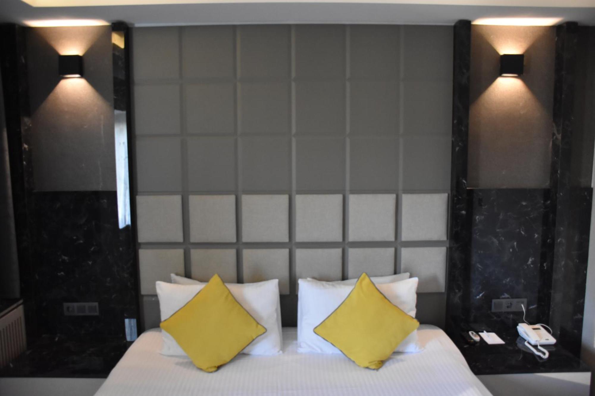 Uk Ankara Hotel Екстер'єр фото