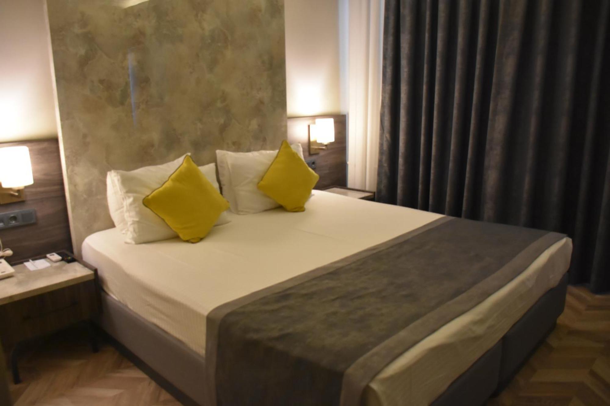Uk Ankara Hotel Екстер'єр фото