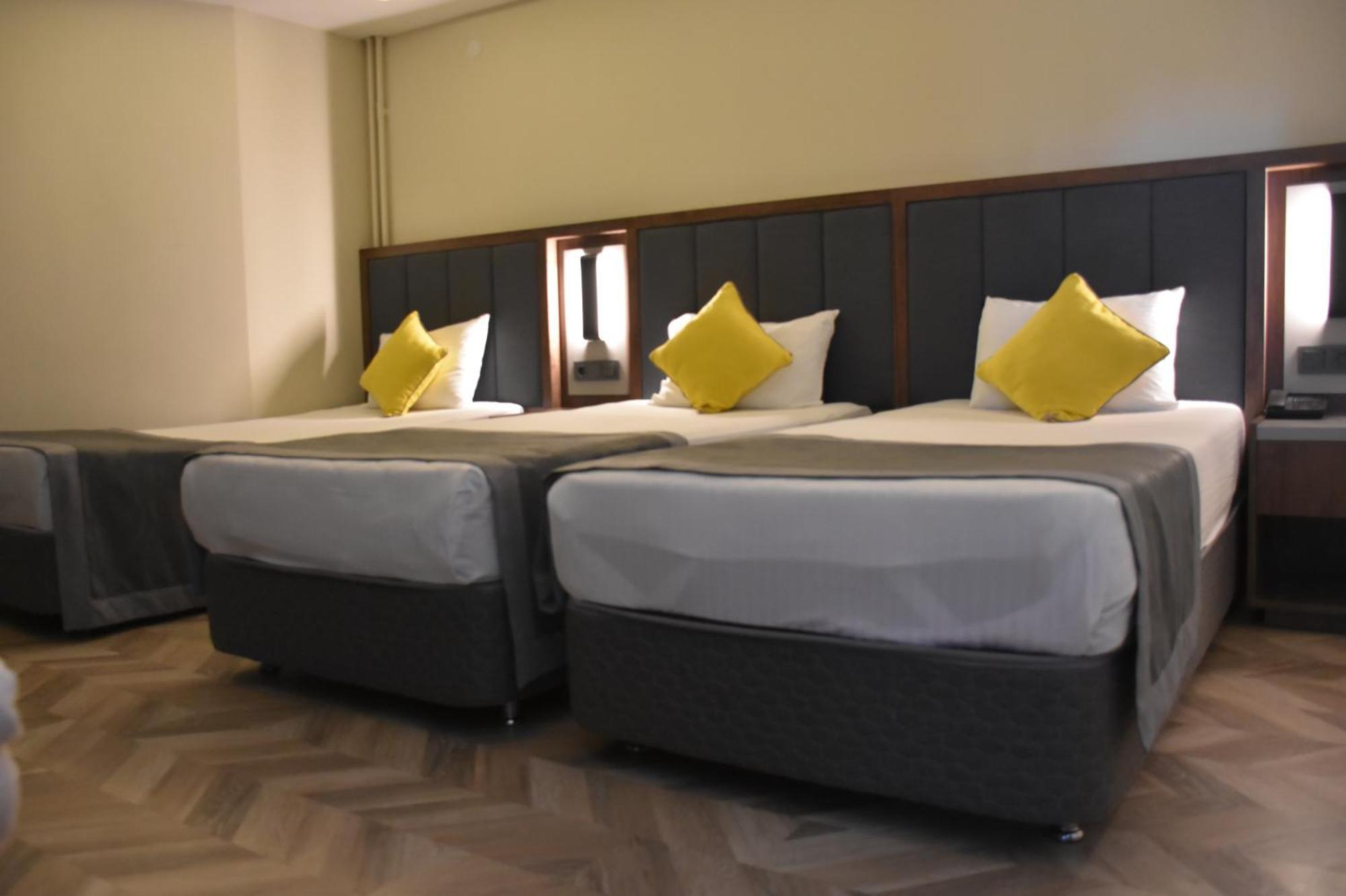 Uk Ankara Hotel Екстер'єр фото