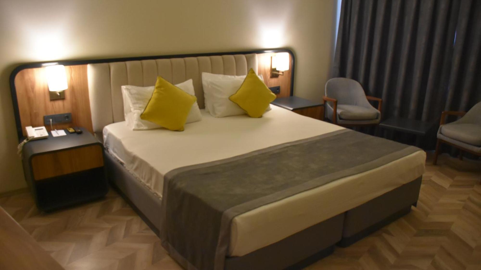 Uk Ankara Hotel Екстер'єр фото
