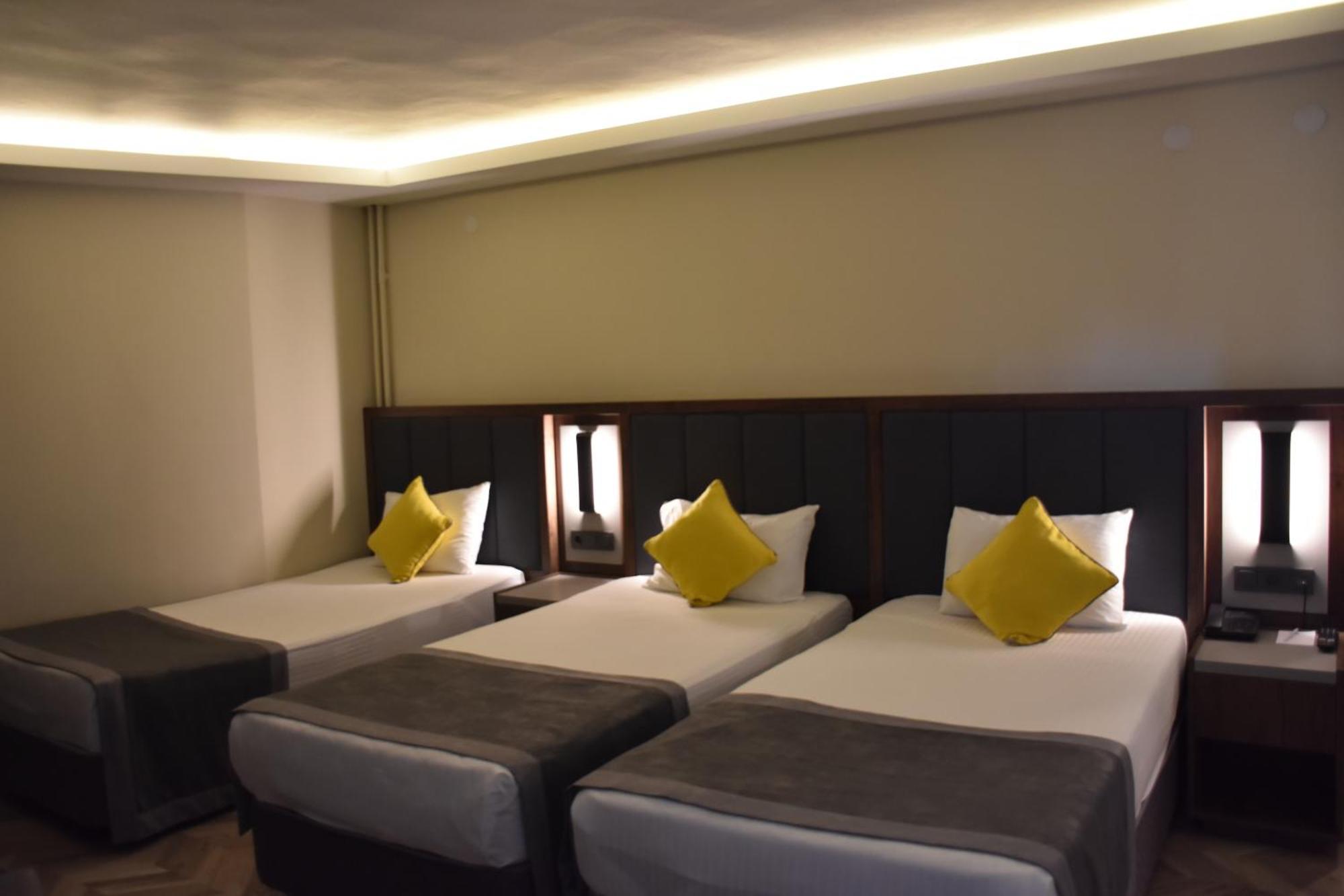 Uk Ankara Hotel Екстер'єр фото